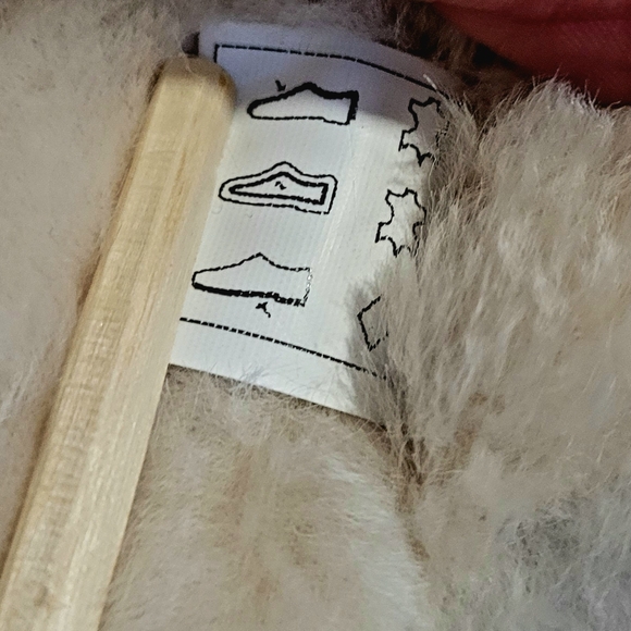 WaySoft Cream Shearling Cross Band Slippers Size 11 NWT, no box - Picture 3 of 9